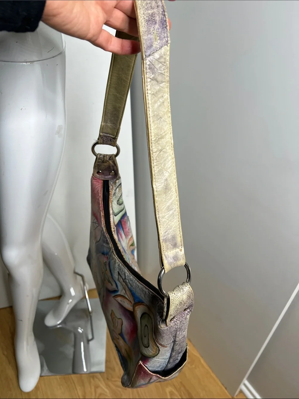 Anuschka Hand Painted Leather Zip Large Shoulder Bag Made in India